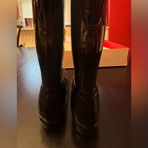 Women’s Hunter Back  Adjust Gloss, Black, US Size 7